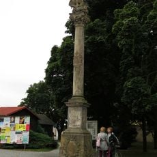 Sloup se sousoším Nejsvětější Trojice