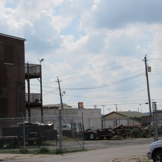 Building at 1119–1121 W. Third Street