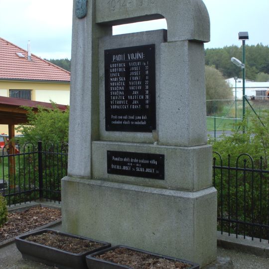 Pomník padlým v Olšanech
