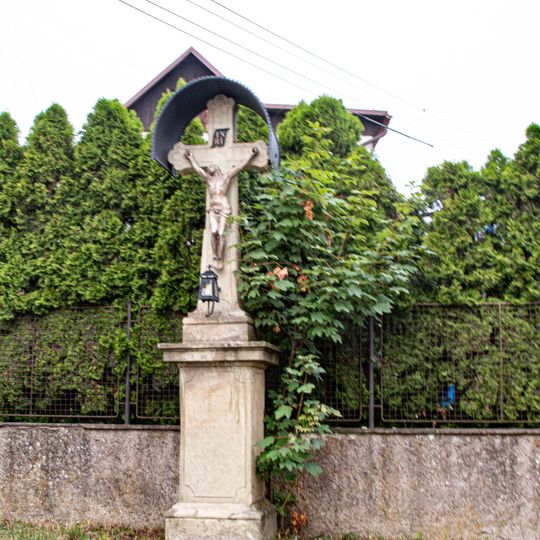 Kříž v Kostelci nad Orlicí na křižovatce ulic Frošova a Stradinská