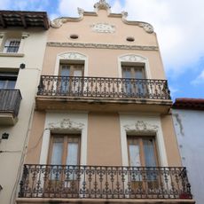 Building in carrer Montserrat, 58A