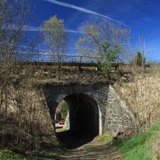 Železniční most v Nových Dobrkovicích u čp. 50