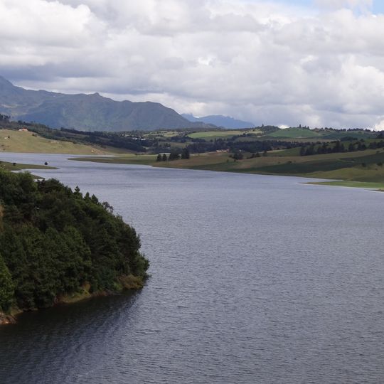 Represa del Sisga