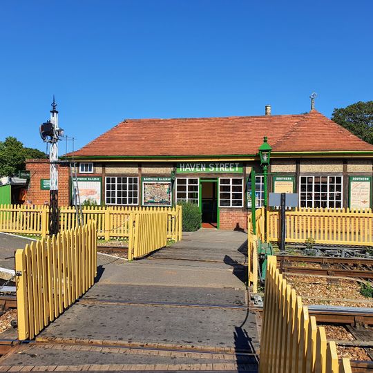 Isle of Wight Steam Railway -