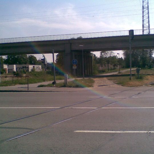 Železniční most přes Svitavu a Svitavskou pobřežní dráhu u ulice Hladíkova