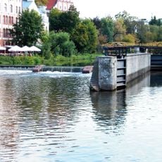Jaz stały i śluza mała na kanale Młynówka
