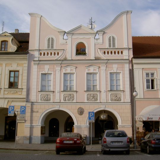 Náměstí Míru čp. 123