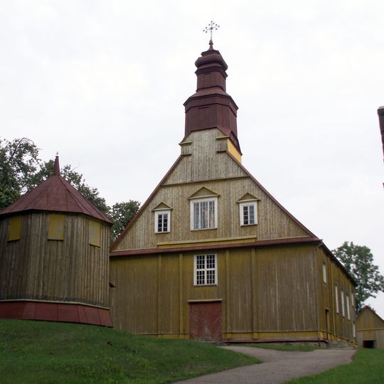 Church of St. Anne, Pavandenė