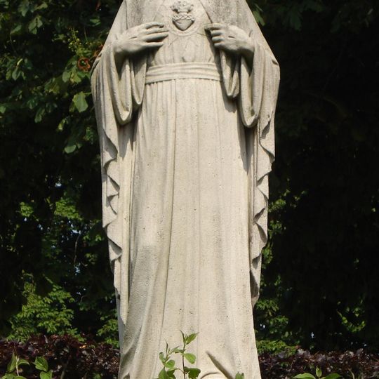 Statue of Sacred Heart of Jesus Christ