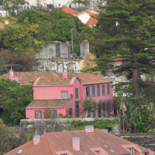 Capela da Sagrada Familia e Quinta do Descanso
