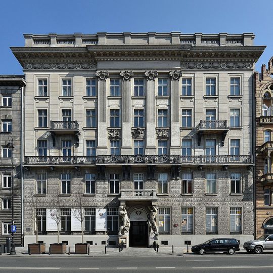 Kamienica pod Gigantami w Warszawie