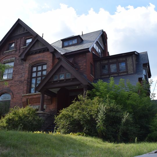 Maison Alexander Fleck