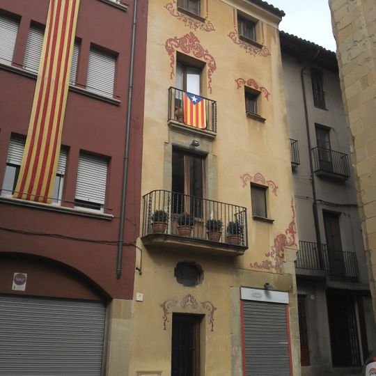 Building in plaça de la Pietat, 8
