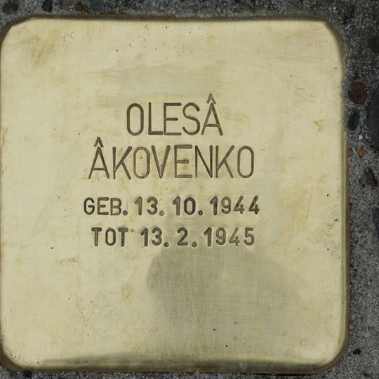 Stolperstein en memoria de Olesâ Âkovenko