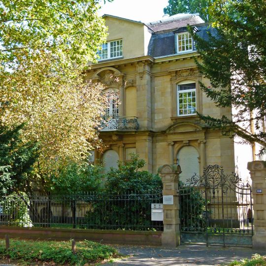 Haus Frankfurter Straße 110