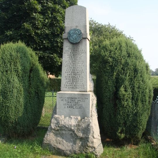 Pomník padlým v Královicích