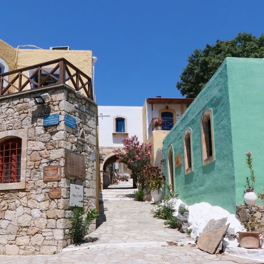 Arolithos Traditional Cretan Village