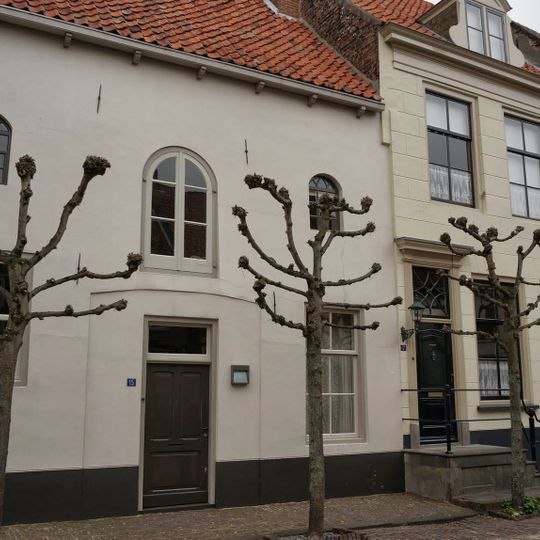 Herenstraat 15, Buren