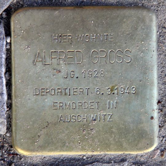 Stolperstein dedicated to Alfred Gross
