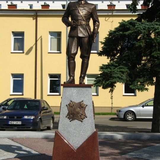 Pomnik Oficera w Zambrowie