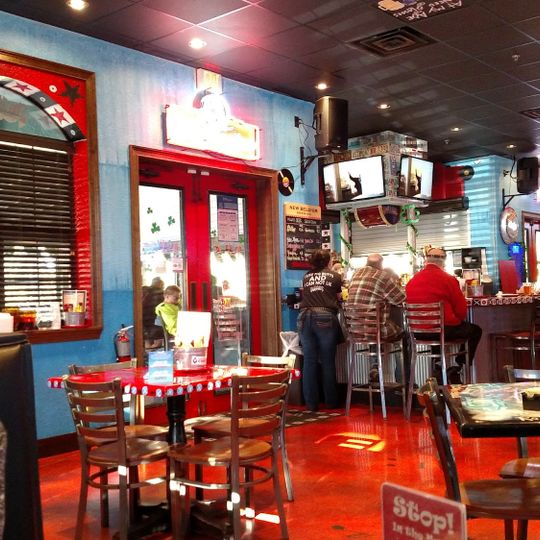 Mojo's-Food. Music. Soul.