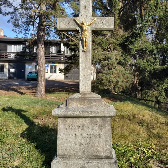 Kříž v západní části Nepomuku