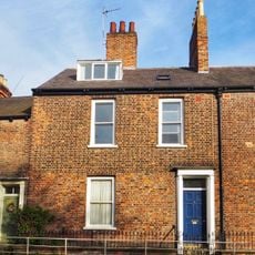 5, Bishopgate Street