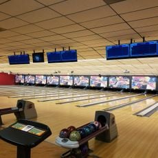 River Lanes