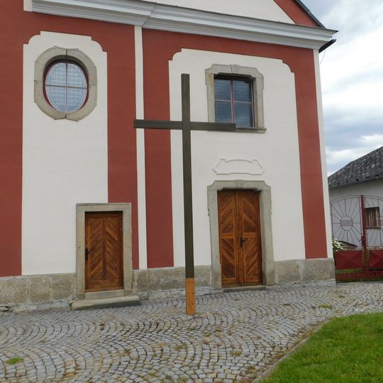 Kříž u kostela ve Světlé nad Sázavou