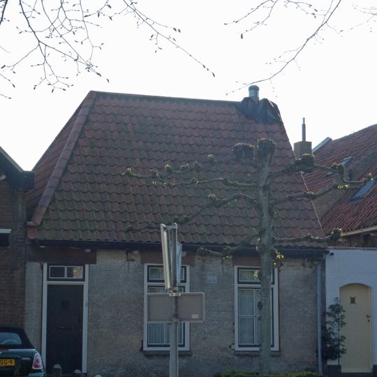 Dwarshuisje van goede kwaliteit