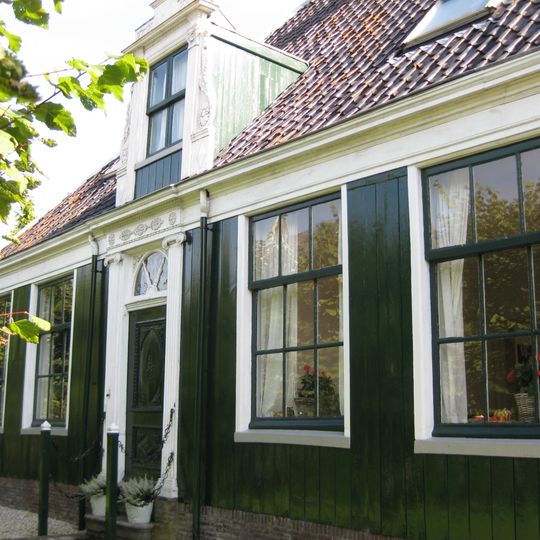Dorpsstraat 37, Landsmeer
