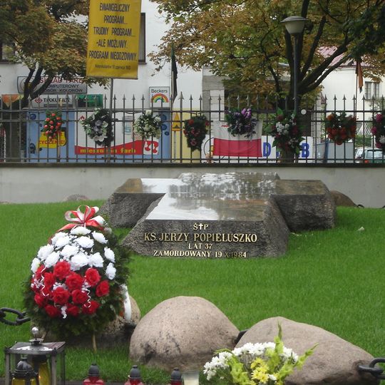 Grave of Jerzy Popiełuszko