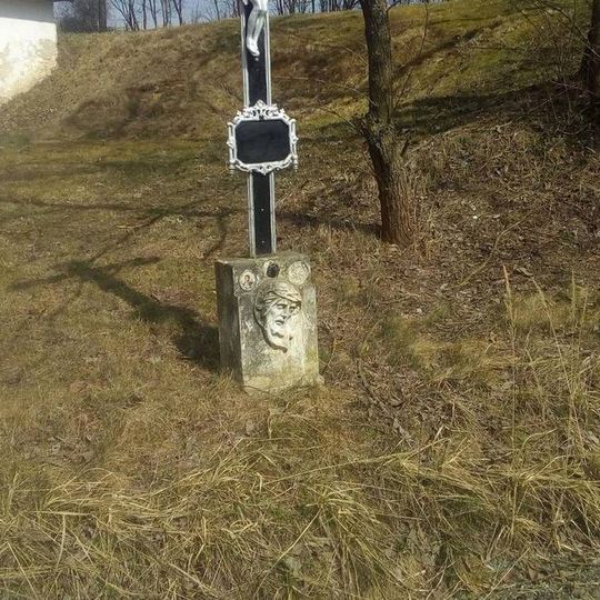 Kříž v jižní části Bořetína