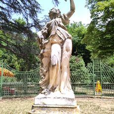 Statue