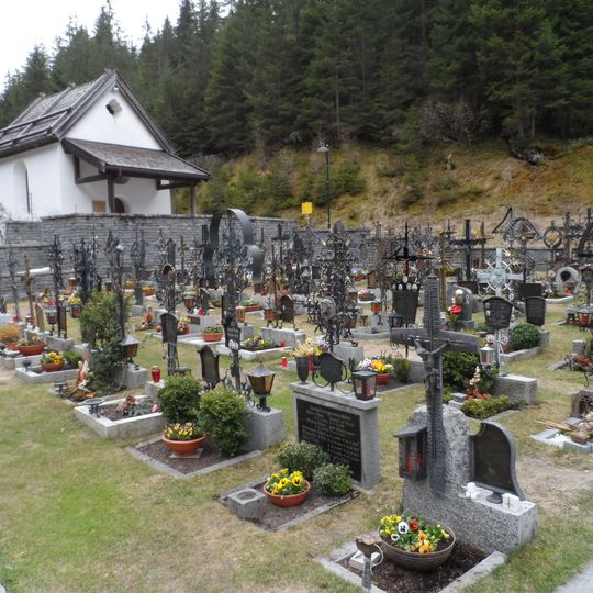 Friedhof und Kapelle, St. Leonhard im Pitztal