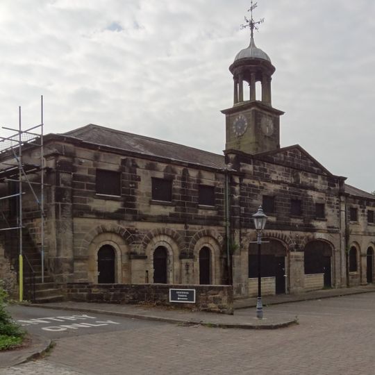Coach House And Stables To Roundhay Park