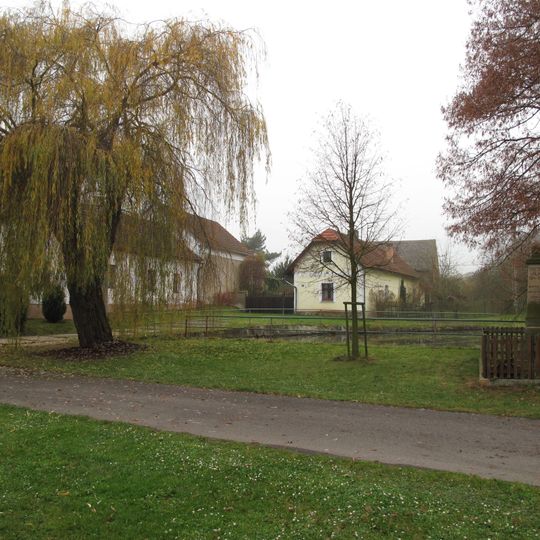 Pomník padlým ve Hvozdě