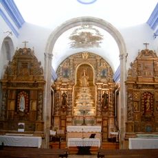 Igreja do Mosteiro de Nossa Senhora da Caridade, incluindo o seu recheio