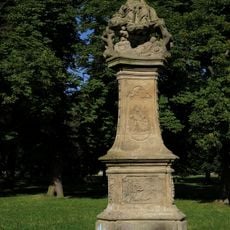 Sloup se sousoším Nejsvětější Trojice