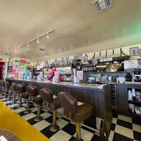 Peggy Sue's 50s Diner