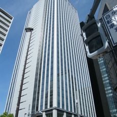 新宿フロントスクエア