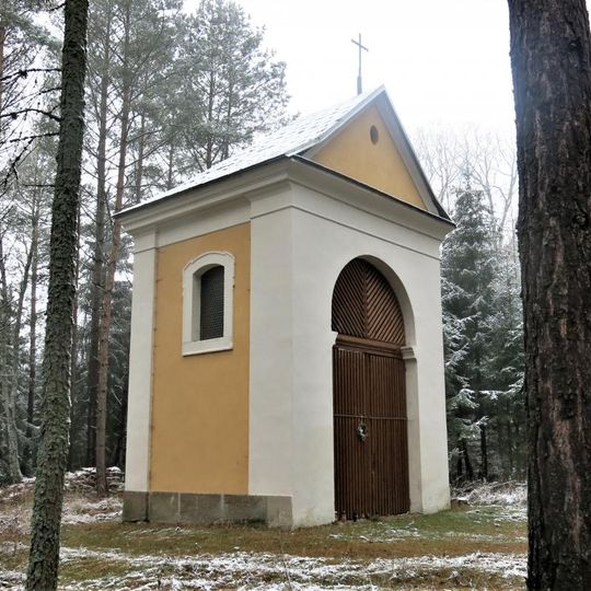 Eustachova kaple v lese západně od Borečku