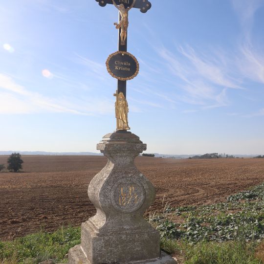 Kříž u silnice 351 v Čechtíně
