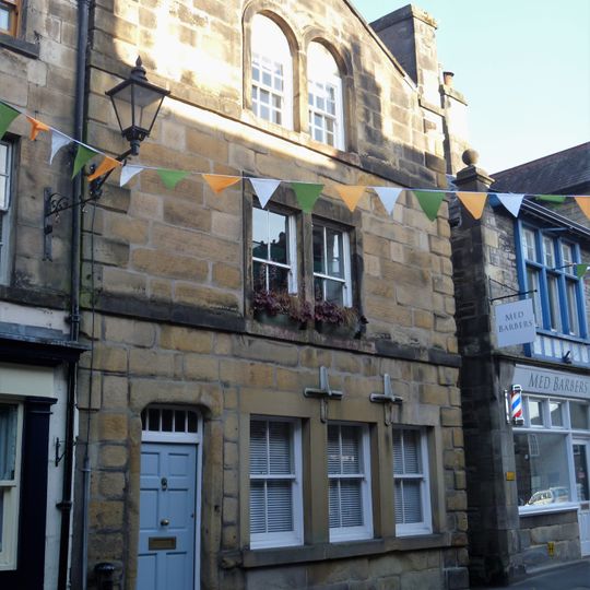 20 And 22, Main Street