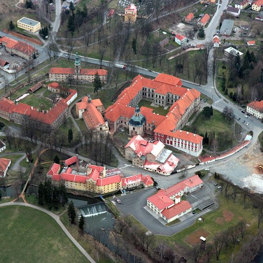 Silniční most přes Střelu v Plasech