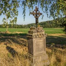 Kříž severovýchodně od Libošovic