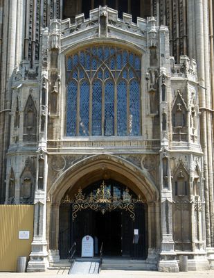 Entrance 0