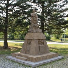 Pomník padlým v 1.světové válce v parku mezi Sadovou a Smetanovou ulicí v Žďáru nad Sázavou