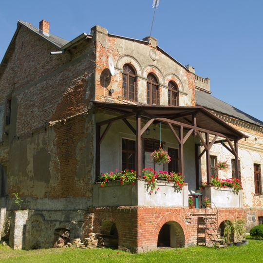 Manor in Huta