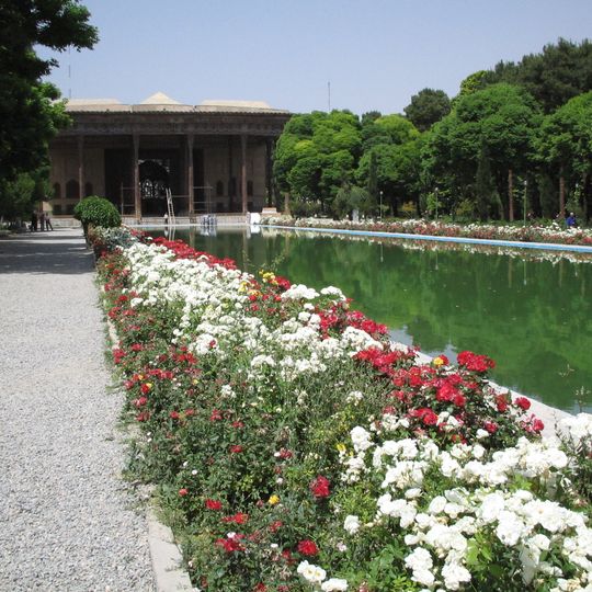 Chehel Sotun Garden